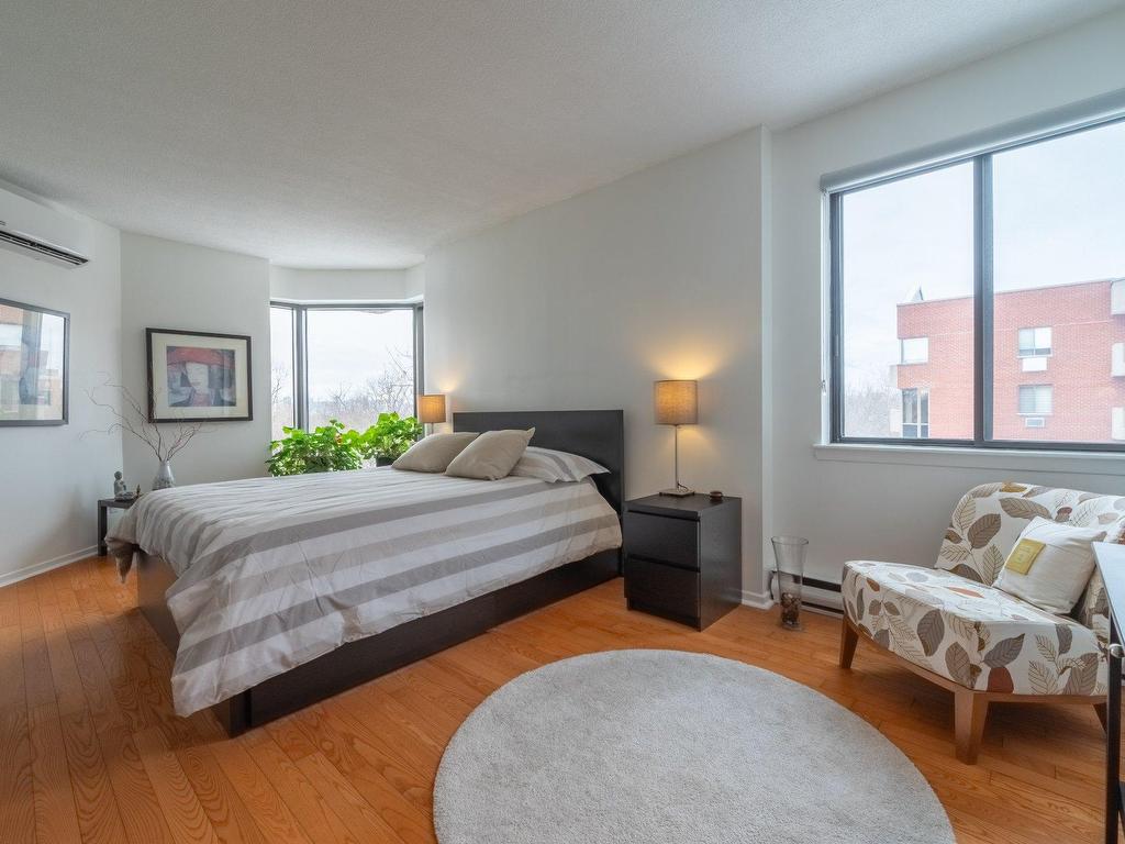 









450


Rue St-Georges

, 503,
Saint-Lambert,




QC
J4P3H7

