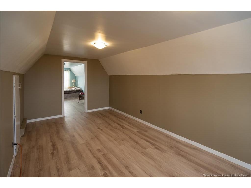 









5925


Route 10

,
Hardwood Ridge,







NB
E3A 1B4


