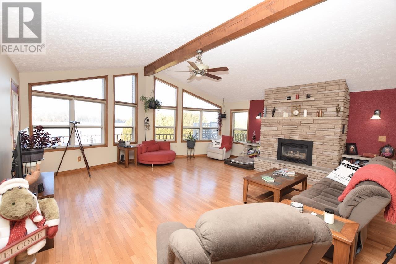 












241 Woodward AVE

,
Blind River,




Ontario
P0R1B0

