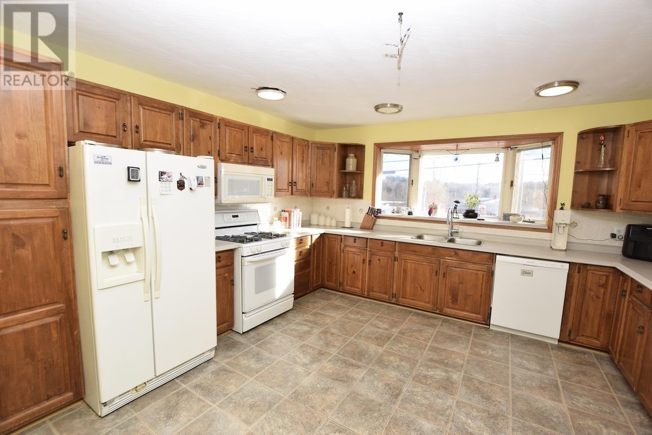 












241 Woodward AVE

,
Blind River,




Ontario
P0R1B0

