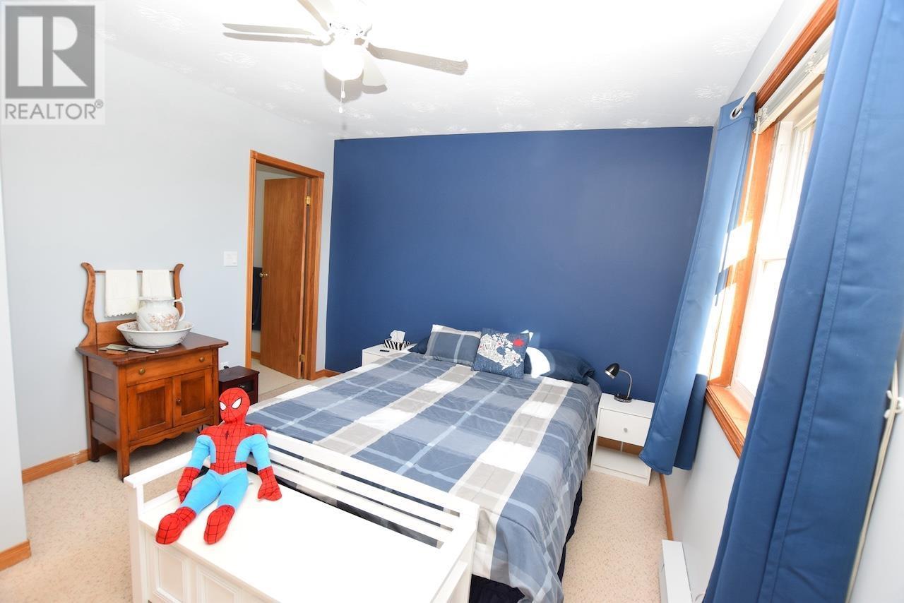 












241 Woodward AVE

,
Blind River,




Ontario
P0R1B0

