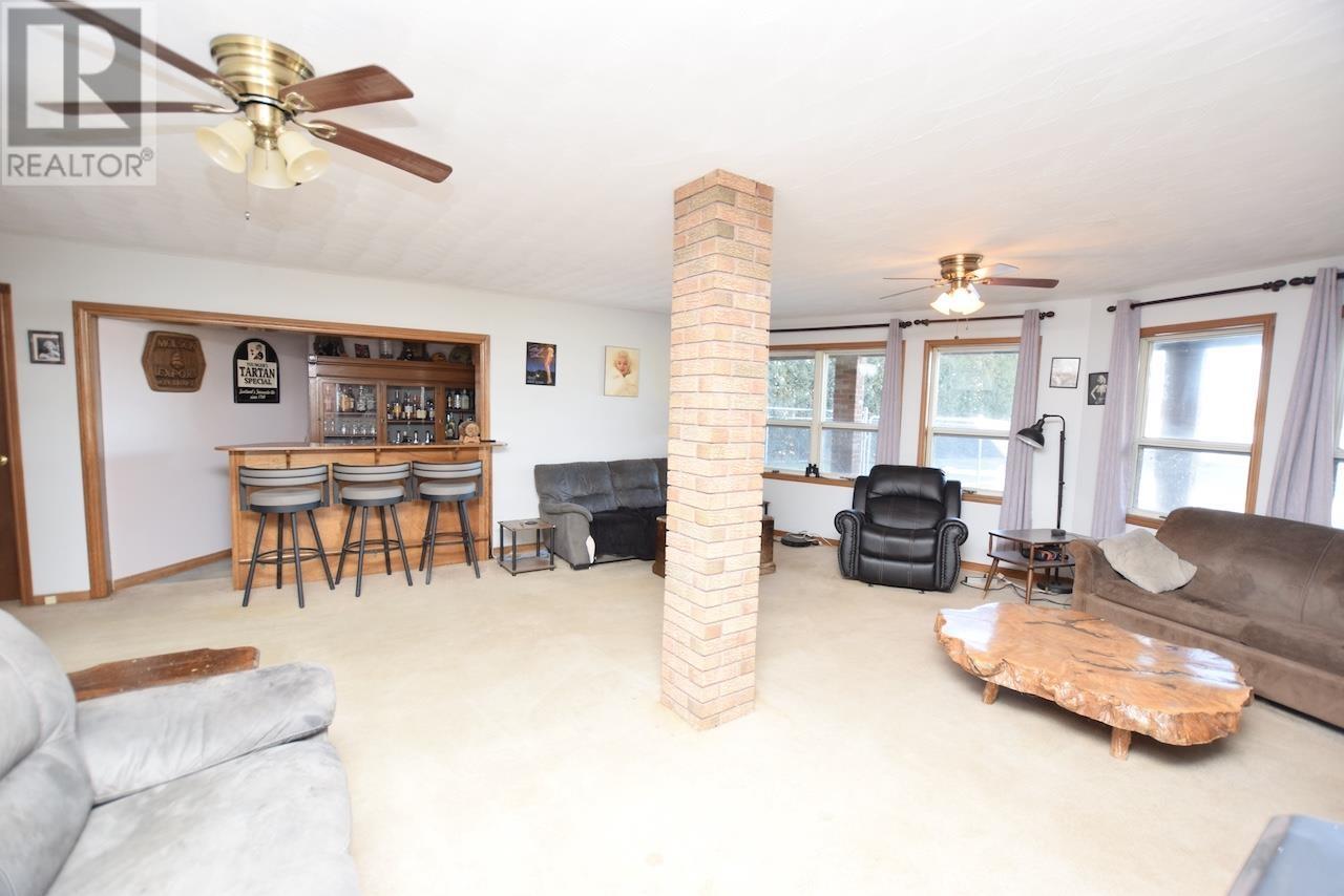 












241 Woodward AVE

,
Blind River,




Ontario
P0R1B0

