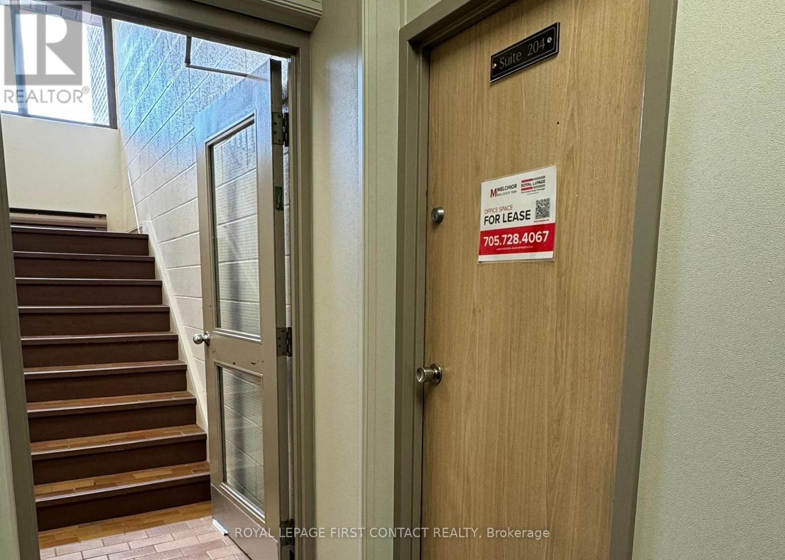 












204 - 11 FERRIS LANE

,
Barrie,




Ontario
L4M5N6

