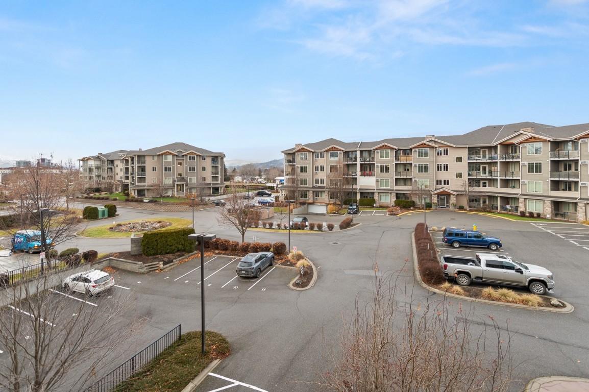









3735


Casorso

Road, 301,
Kelowna,




BC
V1W 5G1

