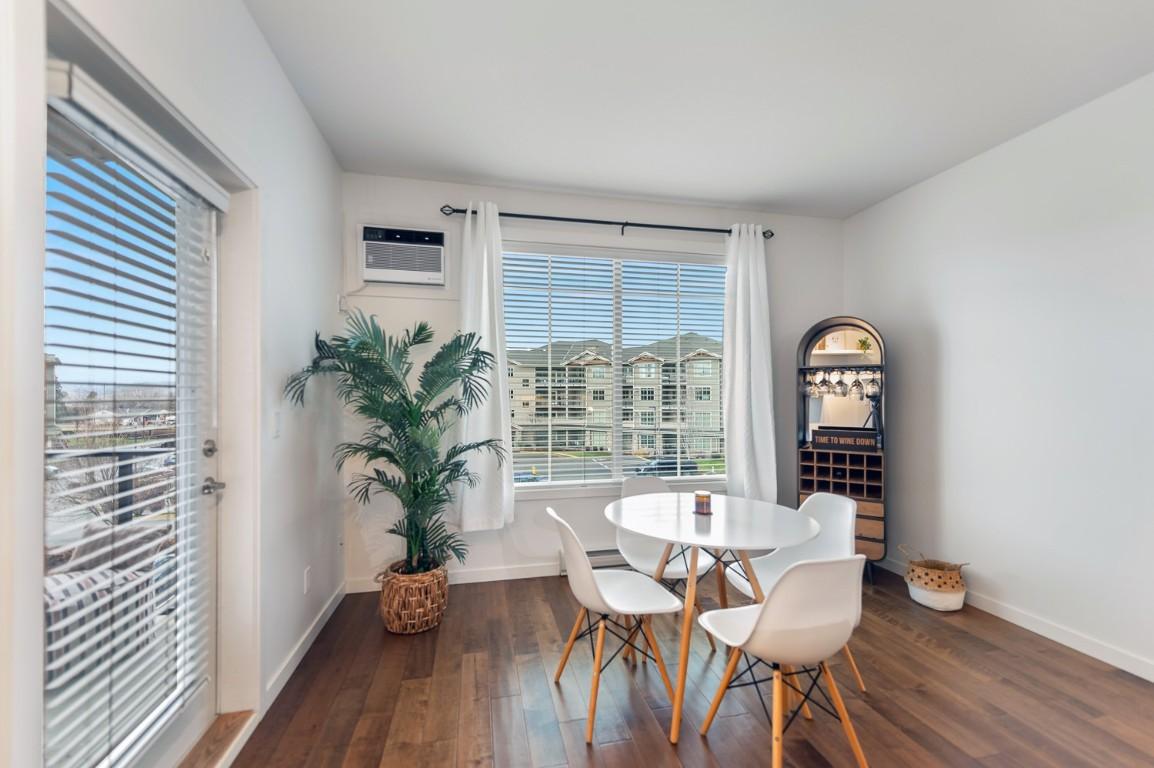 









3735


Casorso

Road, 301,
Kelowna,




BC
V1W 5G1

