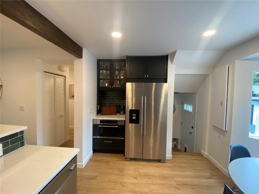 









1907


Knox

Crescent,
Kelowna,




BC
V1Y 1K9

