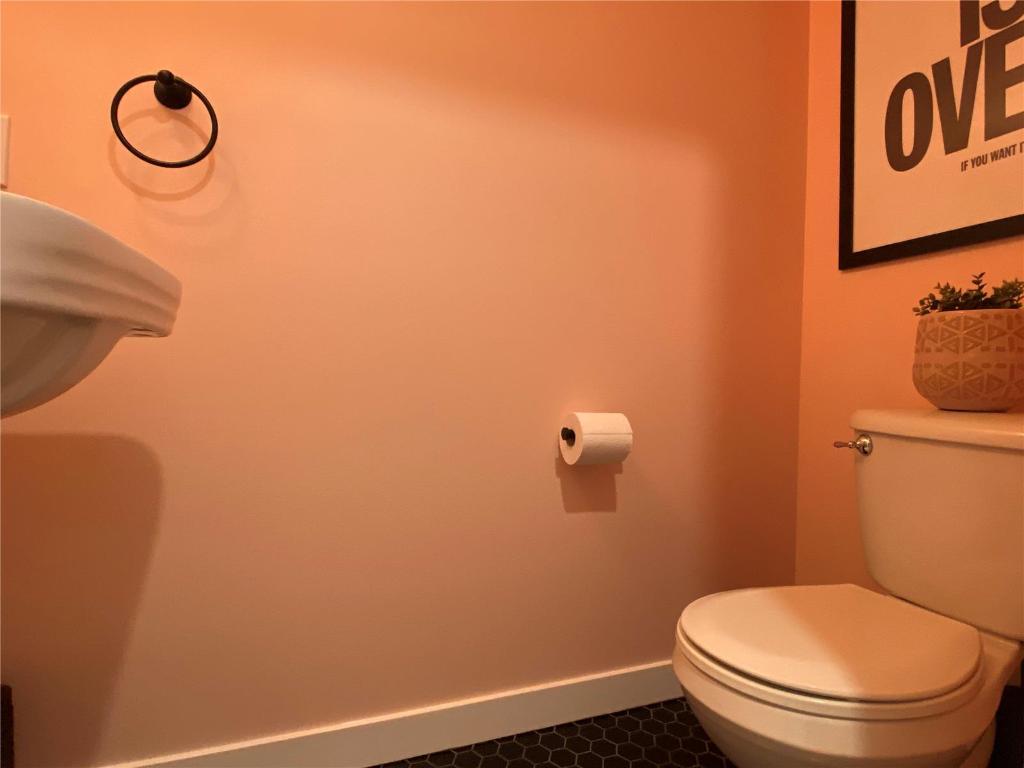 









1907


Knox

Crescent,
Kelowna,




BC
V1Y 1K9

