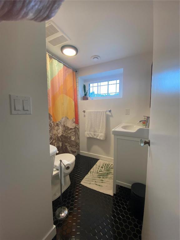 









1907


Knox

Crescent,
Kelowna,




BC
V1Y 1K9

