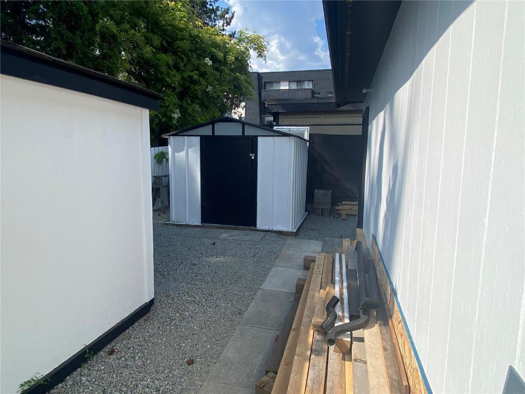 









1907


Knox

Crescent,
Kelowna,




BC
V1Y 1K9

