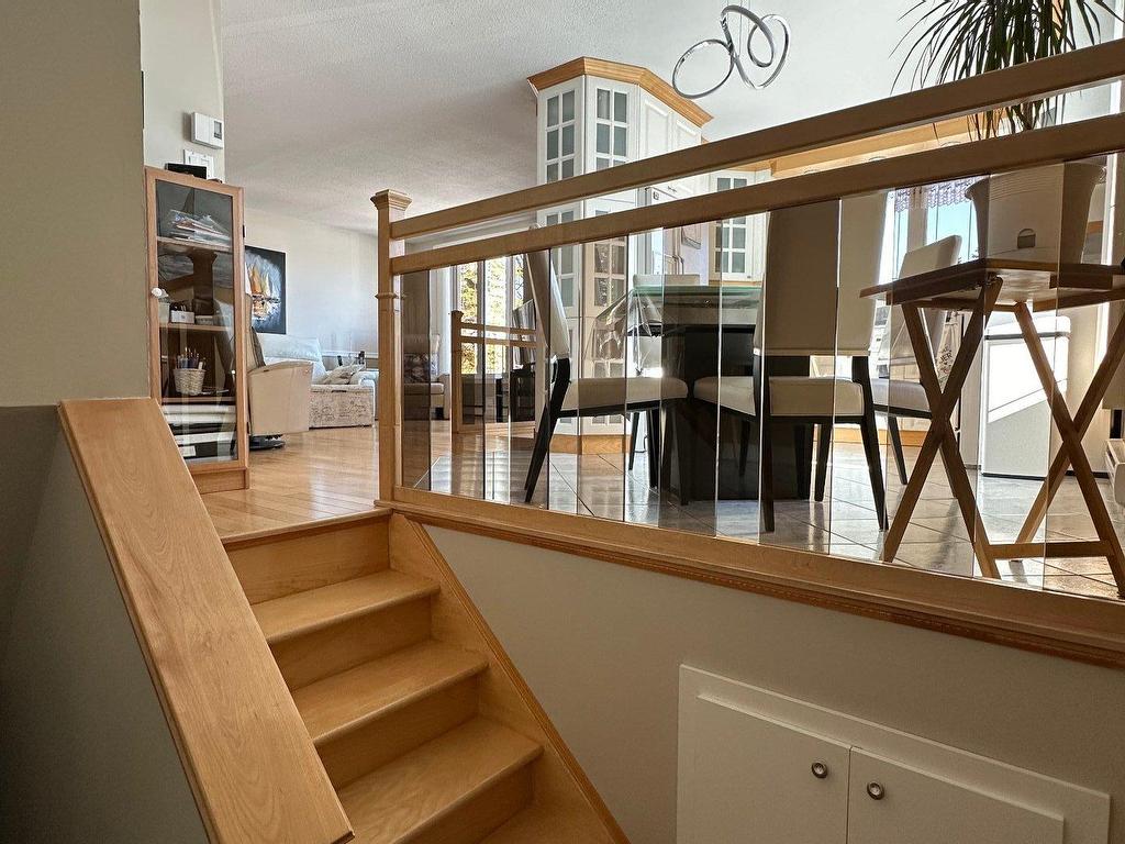 









8


Rue de l'Ornière

,
Sept-Îles,




QC
G4R0B5

