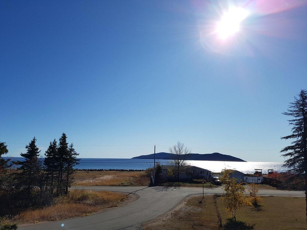 









8


Rue de l'Ornière

,
Sept-Îles,




QC
G4R0B5

