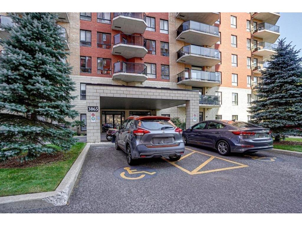 









3865


Boul. de Chenonceau

, 409,
Laval (Chomedey),




QC
H7T0E1

