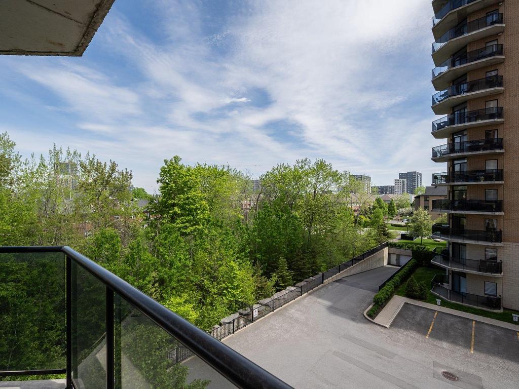 









3865


Boul. de Chenonceau

, 409,
Laval (Chomedey),




QC
H7T0E1

