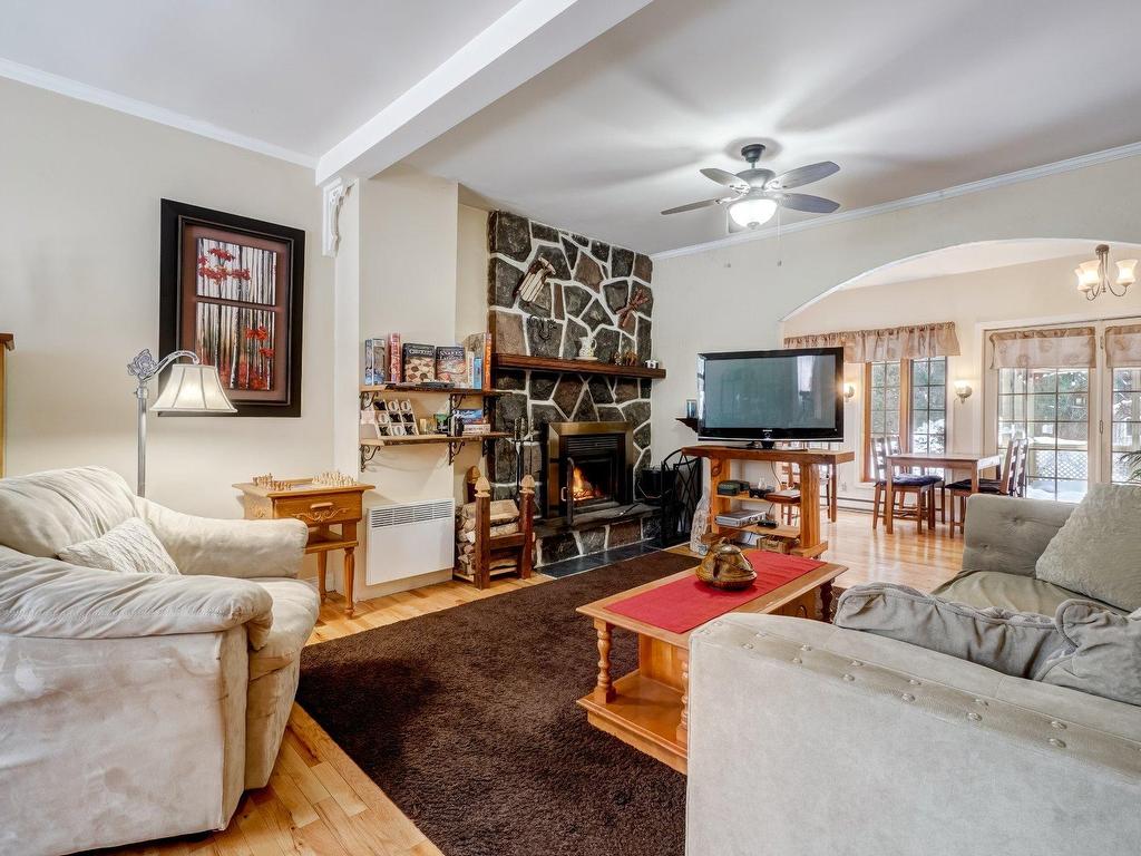 









1196Z


Rue de la Pisciculture

,
Mont-Blanc,




QC
J0T1J3


