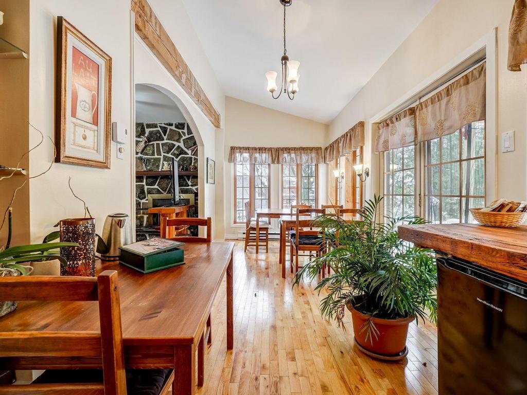 









1196Z


Rue de la Pisciculture

,
Mont-Blanc,




QC
J0T1J3

