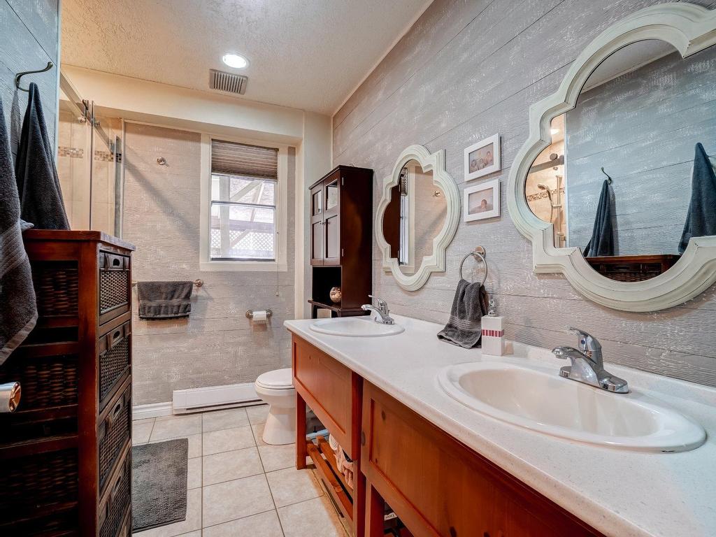 









1196Z


Rue de la Pisciculture

,
Mont-Blanc,




QC
J0T1J3

