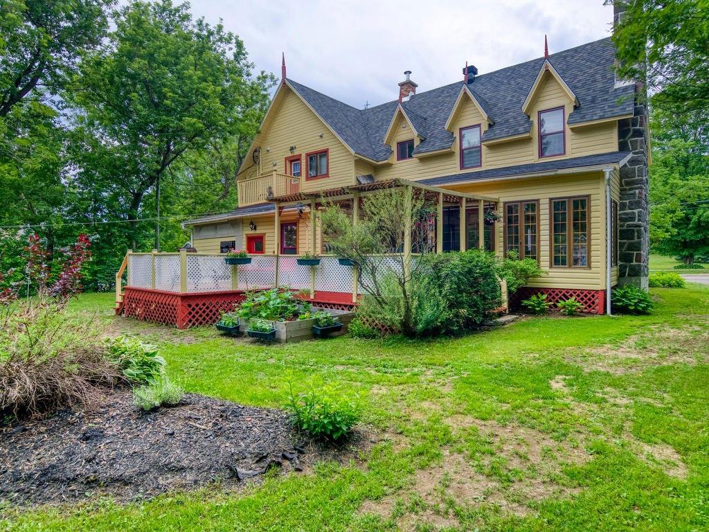 









1196Z


Rue de la Pisciculture

,
Mont-Blanc,




QC
J0T1J3

