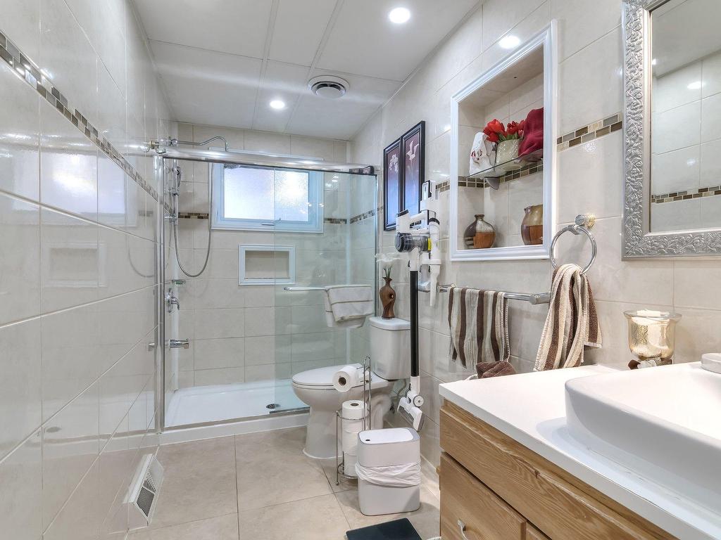 









12877


Rue Plaisance

,
Montréal (Pierrefonds-Roxboro),




QC
H8Z1Z1

