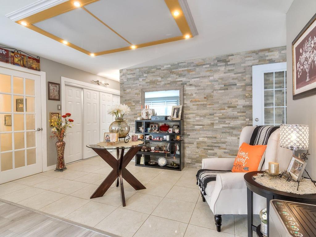 









12877


Rue Plaisance

,
Montréal (Pierrefonds-Roxboro),




QC
H8Z1Z1


