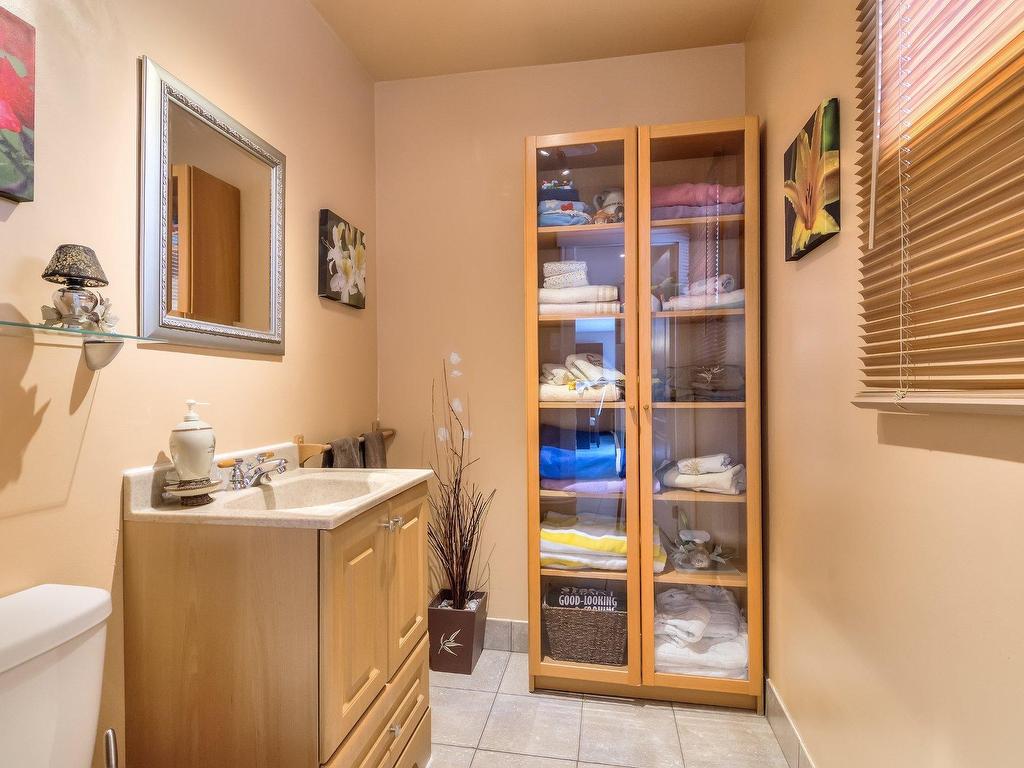 









12877


Rue Plaisance

,
Montréal (Pierrefonds-Roxboro),




QC
H8Z1Z1

