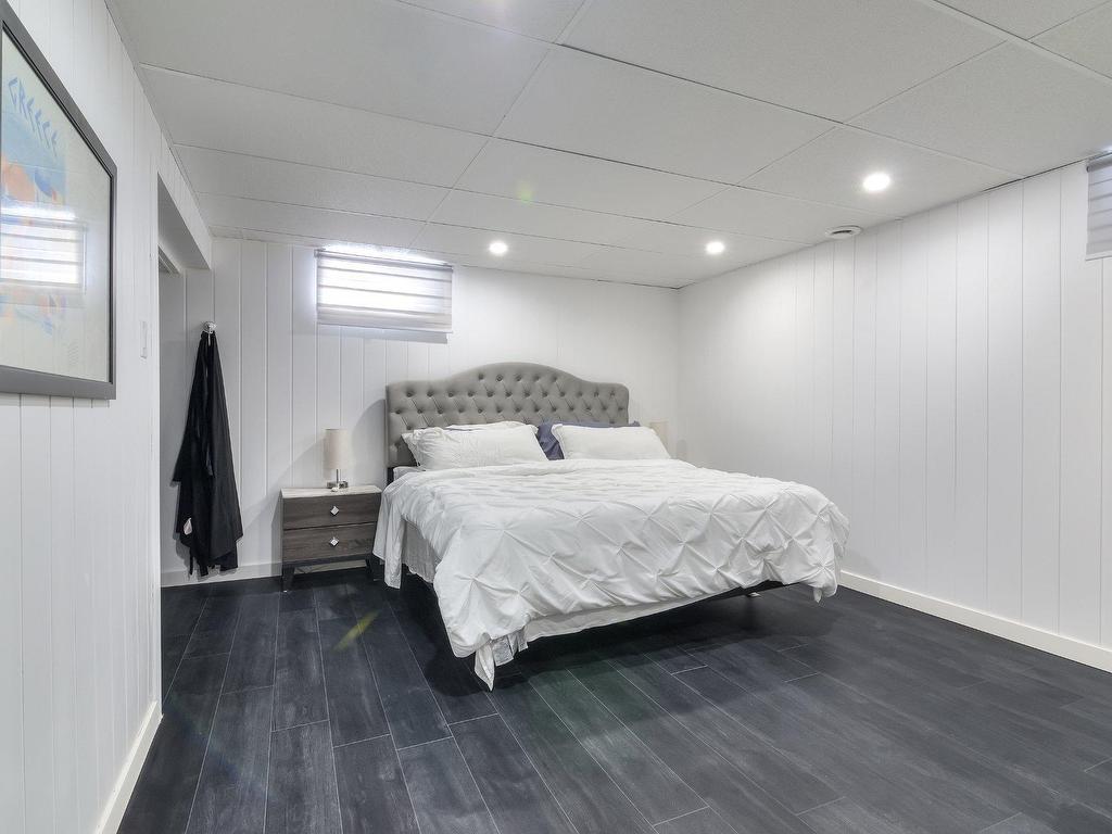 









12877


Rue Plaisance

,
Montréal (Pierrefonds-Roxboro),




QC
H8Z1Z1

