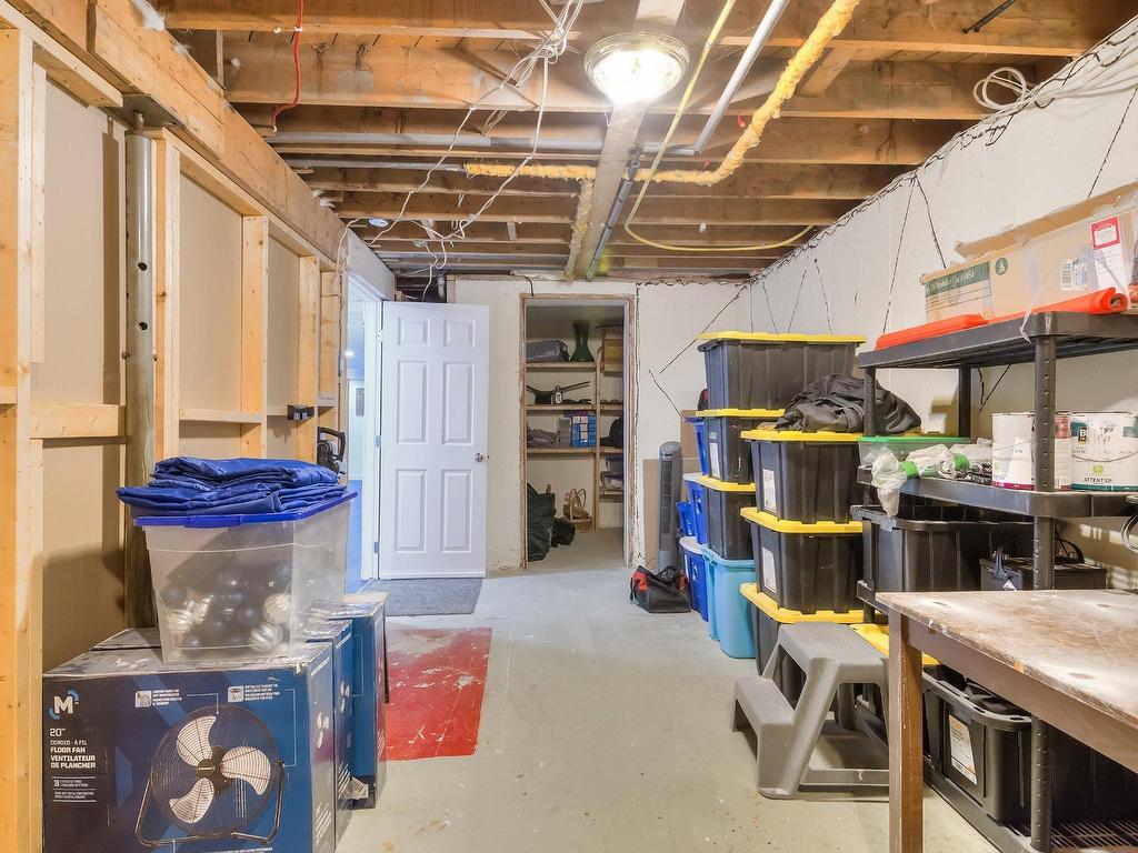









12877


Rue Plaisance

,
Montréal (Pierrefonds-Roxboro),




QC
H8Z1Z1


