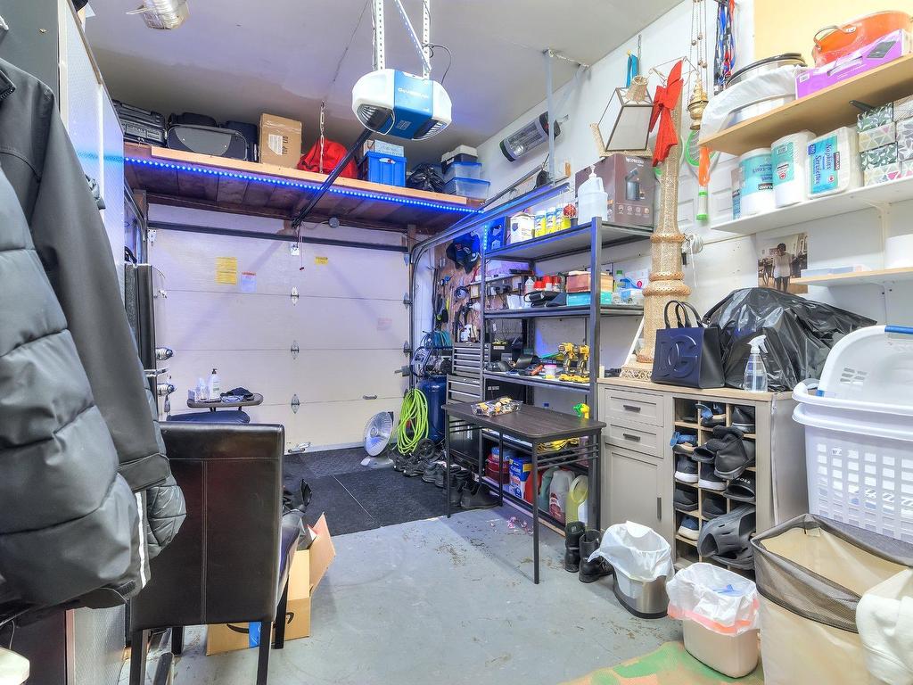 









12877


Rue Plaisance

,
Montréal (Pierrefonds-Roxboro),




QC
H8Z1Z1

