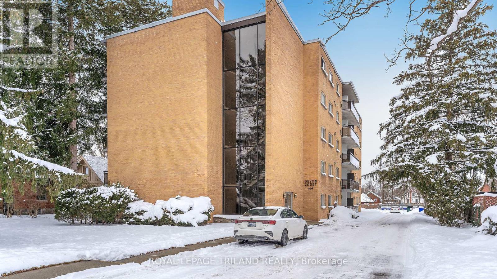 












104 DEVONSHIRE AVENUE

,
London,




Ontario
N6C2H8

