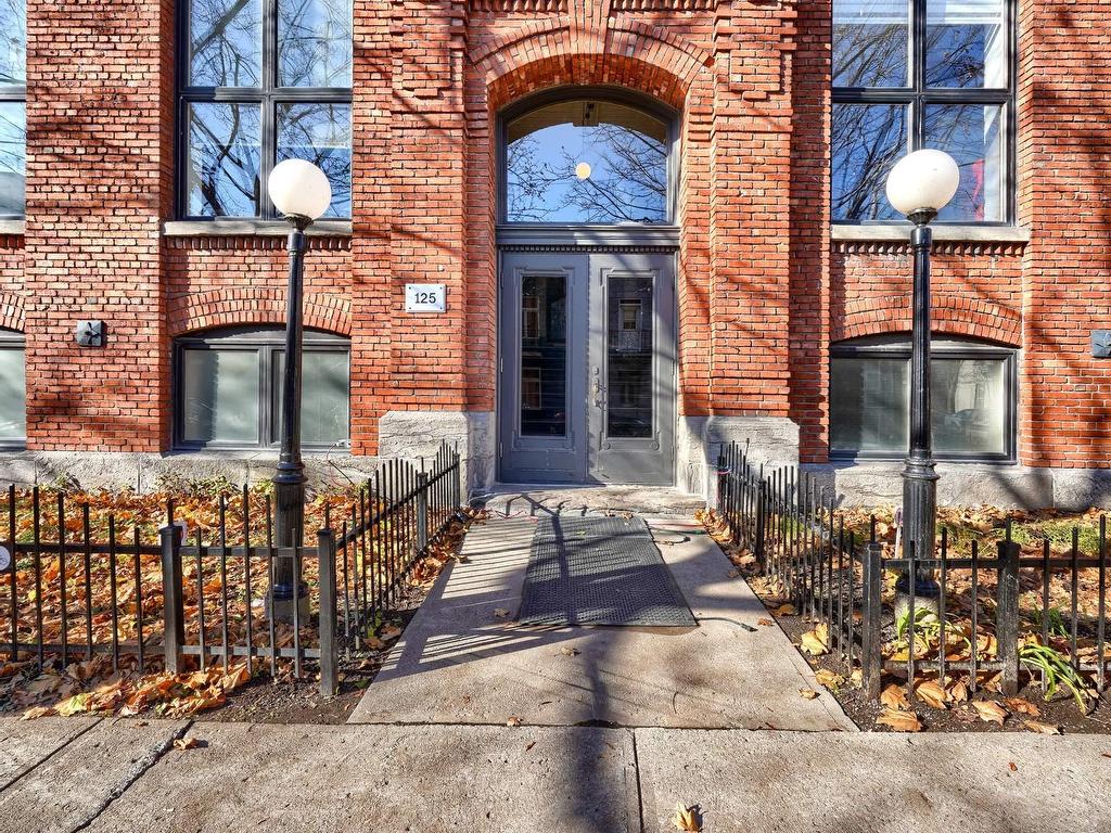 









125


Rue Elmire

, 407,
Montréal (Le Plateau-Mont-Royal),




QC
H2T1J9

