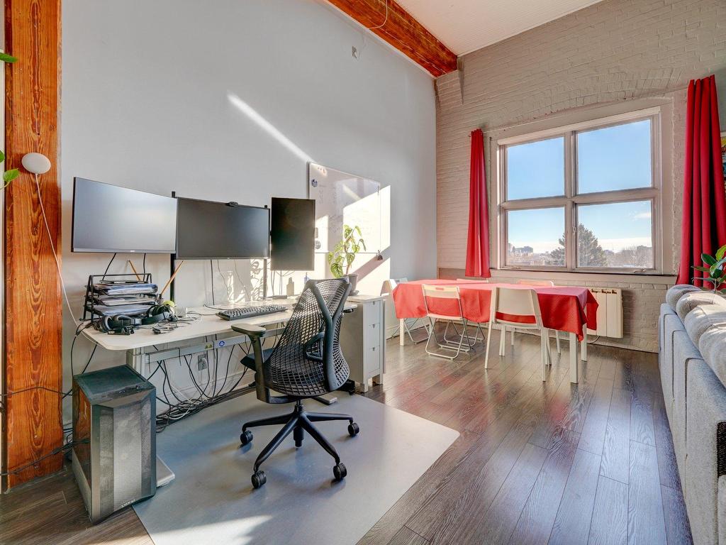 









125


Rue Elmire

, 407,
Montréal (Le Plateau-Mont-Royal),




QC
H2T1J9

