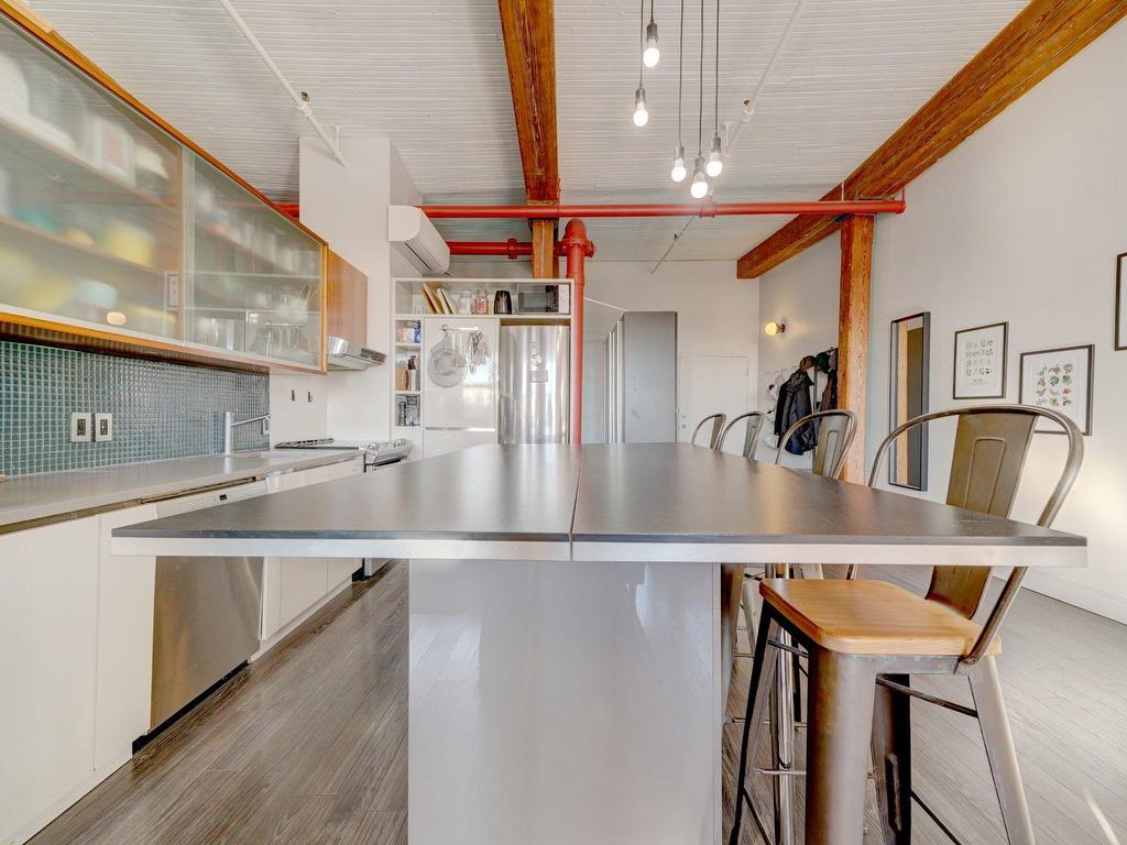 









125


Rue Elmire

, 407,
Montréal (Le Plateau-Mont-Royal),




QC
H2T1J9

