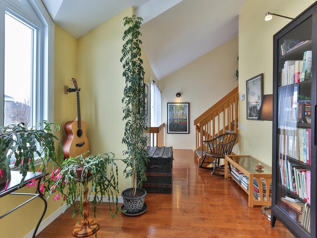 









676


Rue Marie-Derome

,
Saint-Jean-sur-Richelieu,




QC
J3A1T2

