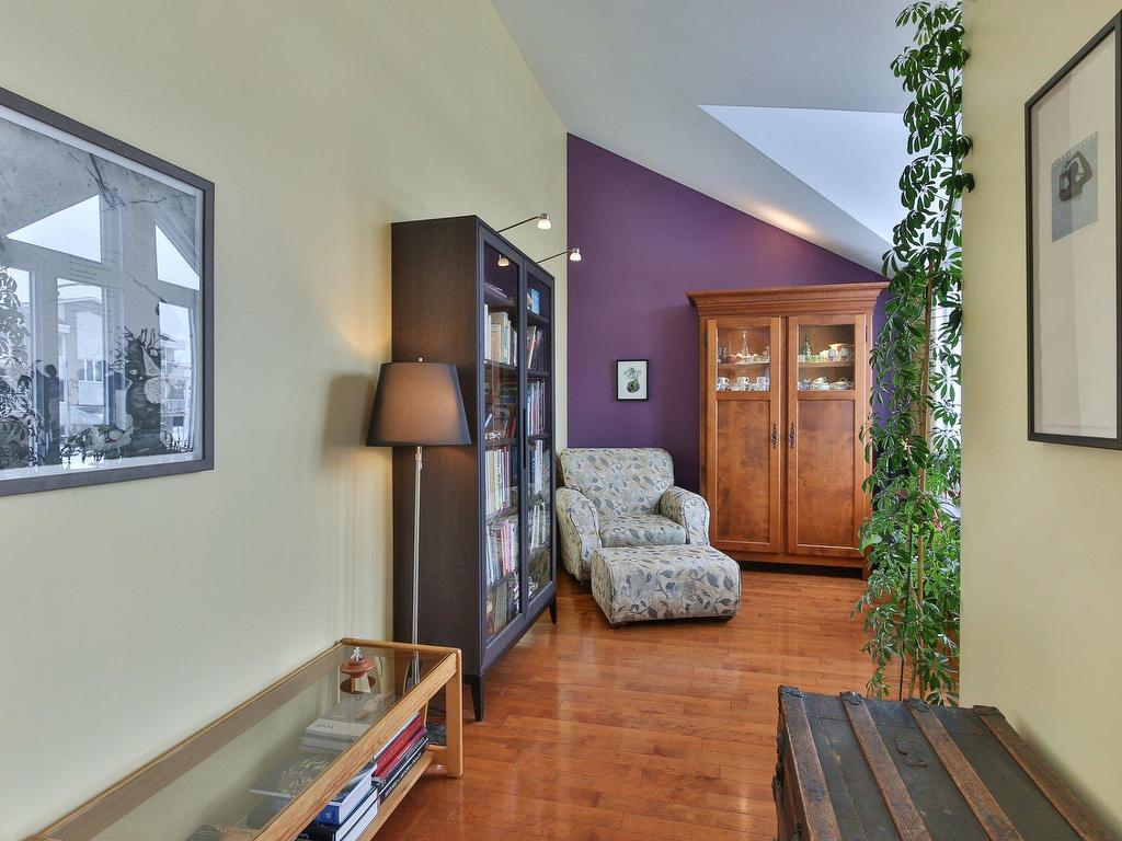 









676


Rue Marie-Derome

,
Saint-Jean-sur-Richelieu,




QC
J3A1T2

