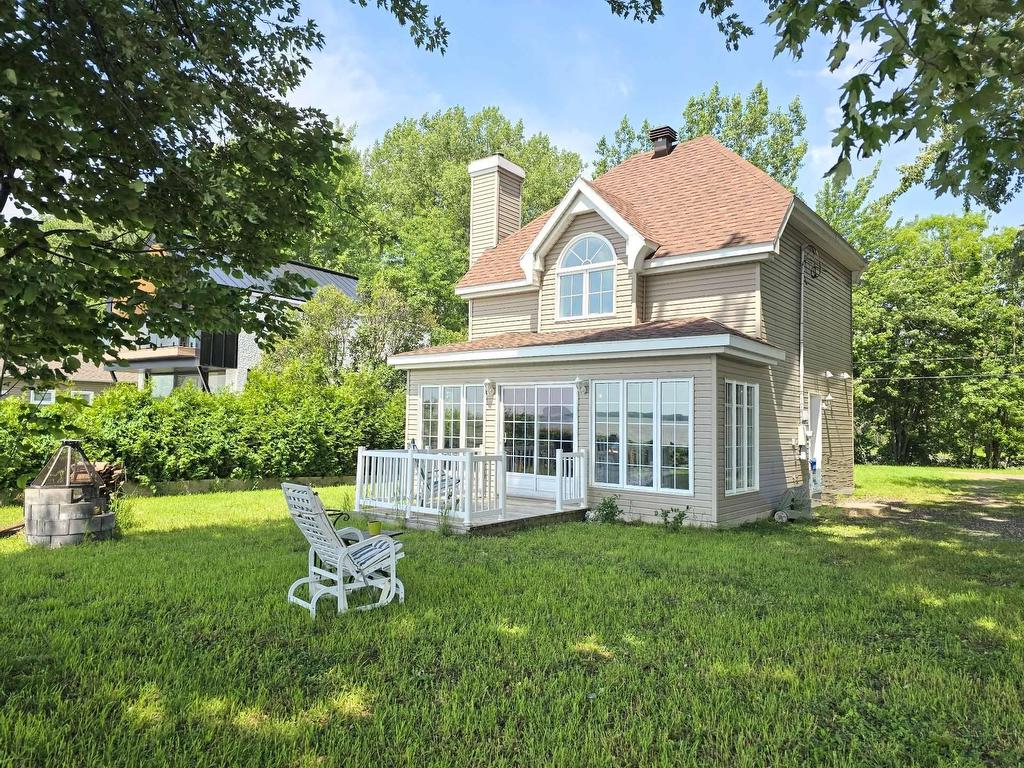 









1201


Ch. de l'Île-St-Eugène

,
Trois-Rivières,




QC
G9B7P7

