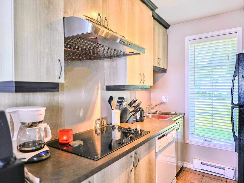 









1201


Ch. de l'Île-St-Eugène

,
Trois-Rivières,




QC
G9B7P7

