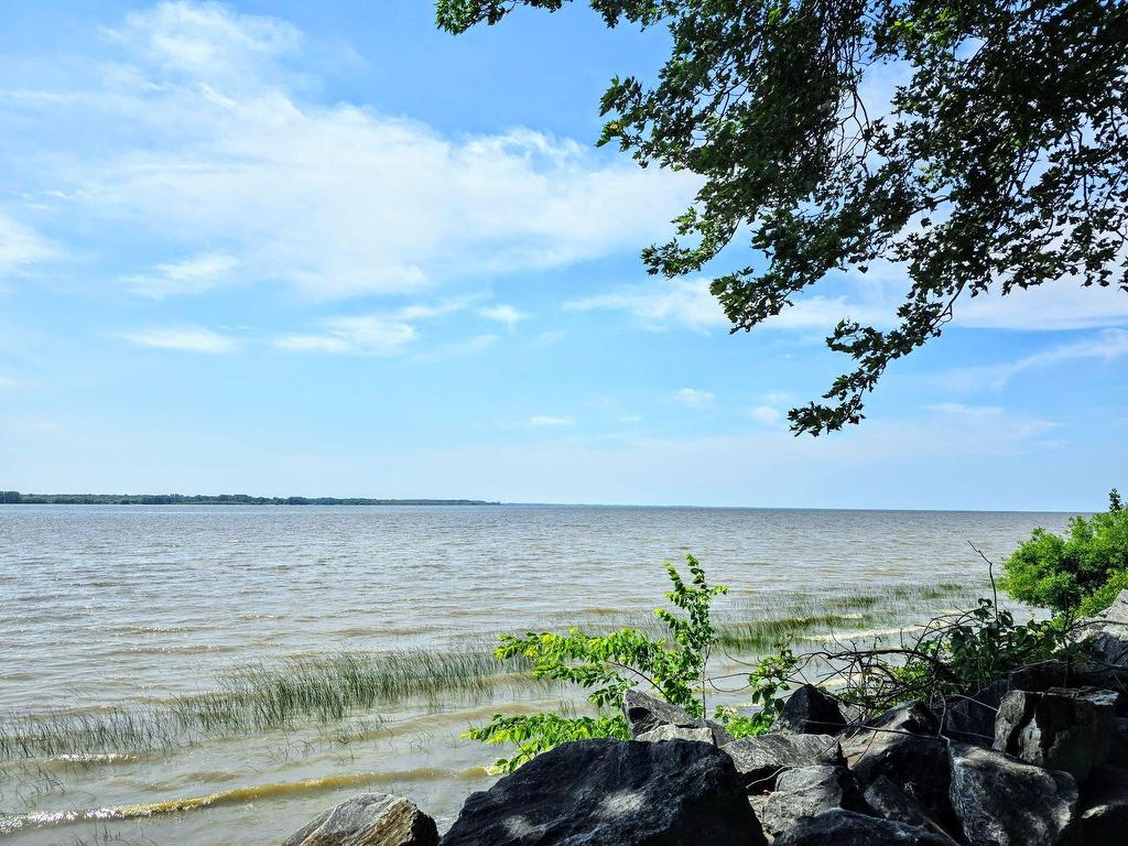 









1201


Ch. de l'Île-St-Eugène

,
Trois-Rivières,




QC
G9B7P7

