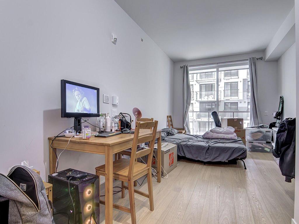 









1485


Rue des Bassins

, 424,
Montréal (Le Sud-Ouest),




QC
H3C1B8

