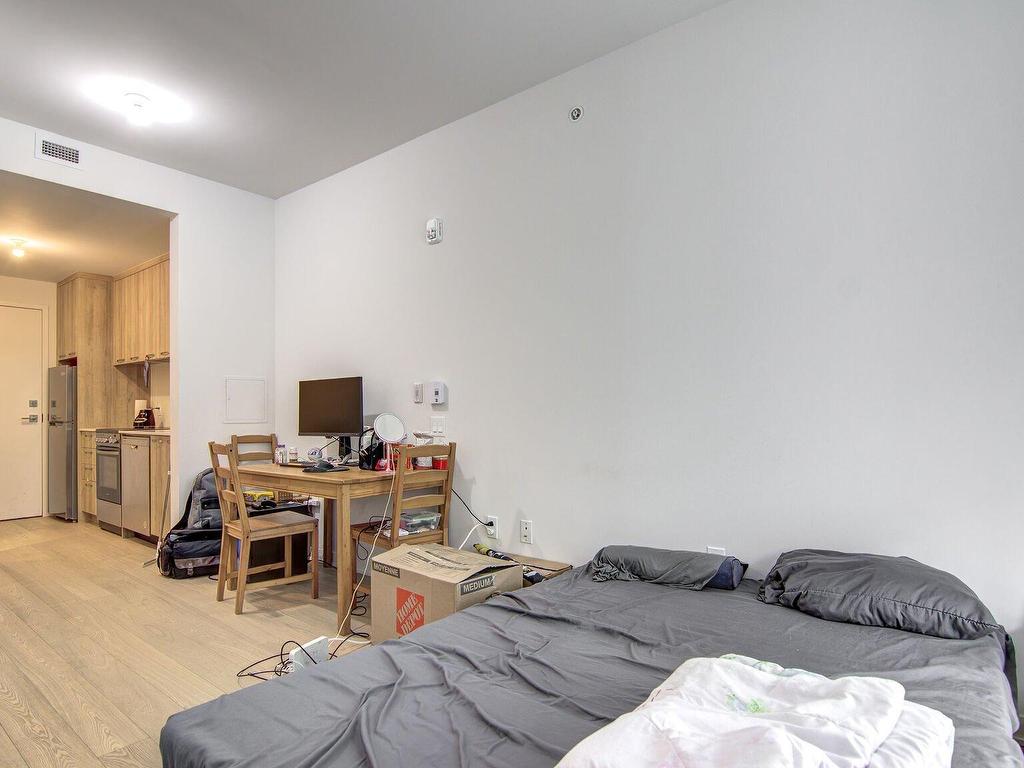 









1485


Rue des Bassins

, 424,
Montréal (Le Sud-Ouest),




QC
H3C1B8

