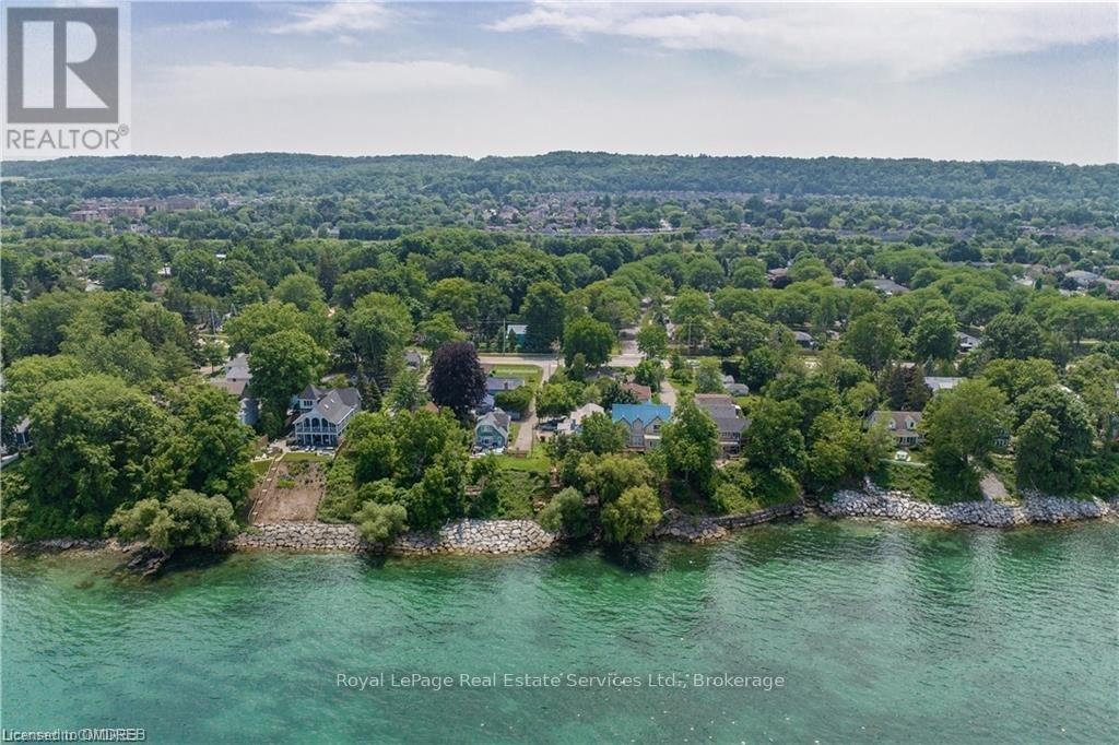 












4 6TH STREET

,
Grimsby (Grimsby Beach),




Ontario
L3M2T3

