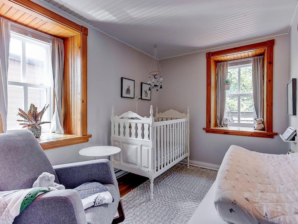 









310


9e Avenue

,
Richelieu,




QC
J3L3N9

