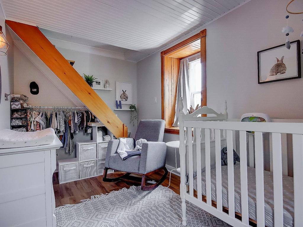 









310


9e Avenue

,
Richelieu,




QC
J3L3N9


