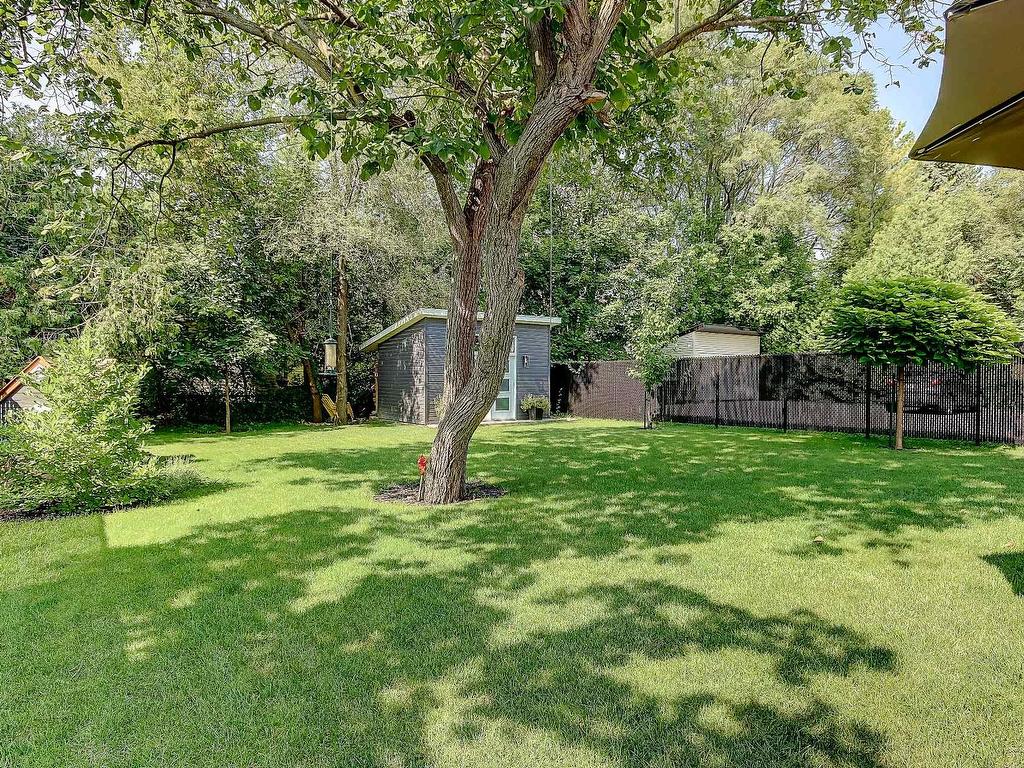 









310


9e Avenue

,
Richelieu,




QC
J3L3N9

