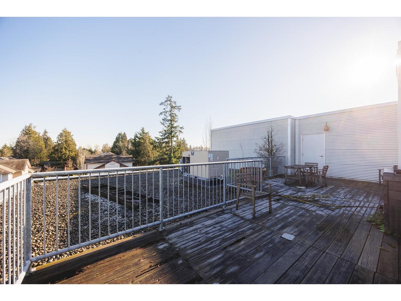 












301 8268 120 STREET

,
Surrey,




British Columbia
V3W3N4

