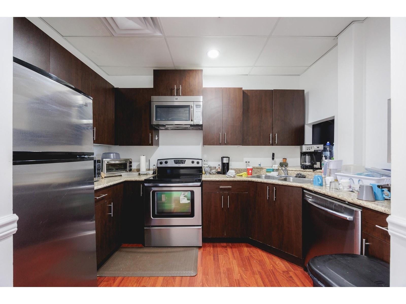 












301 8268 120 STREET

,
Surrey,




British Columbia
V3W3N4

