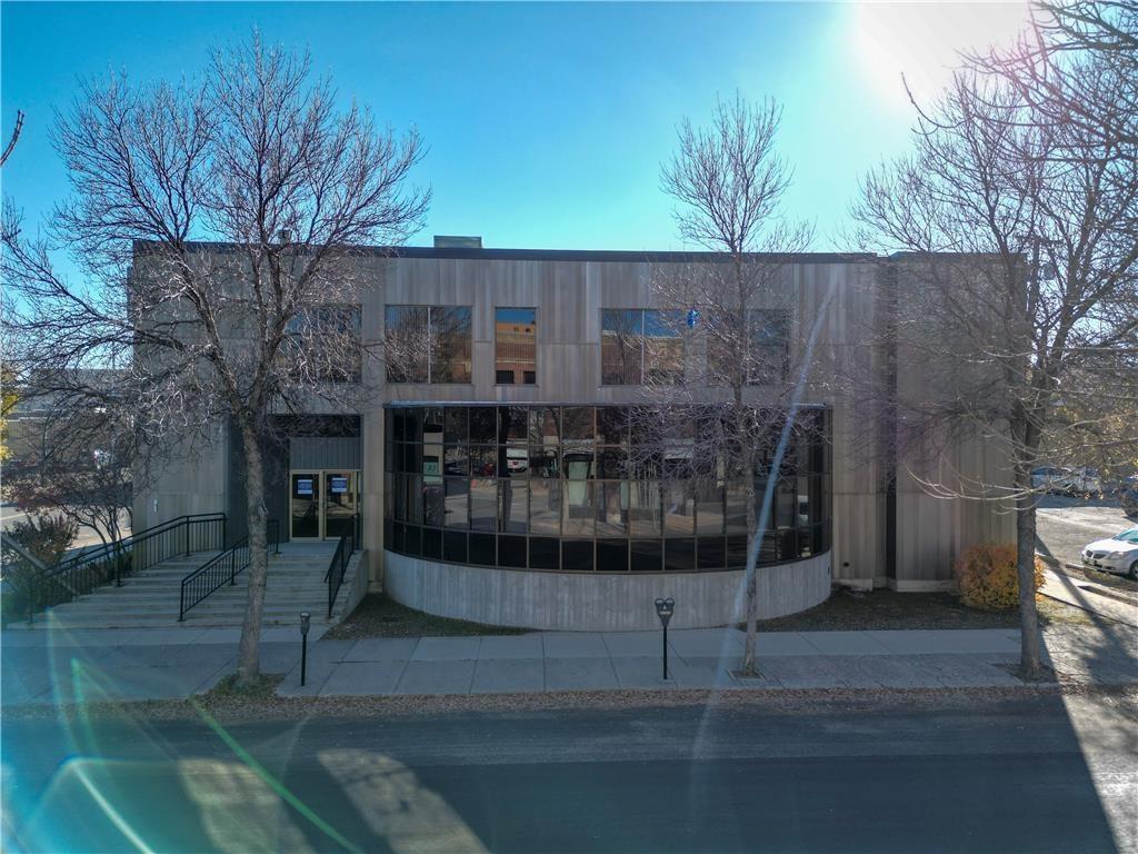 












220 10th Street

,
Brandon,




Manitoba
R7A4E8

