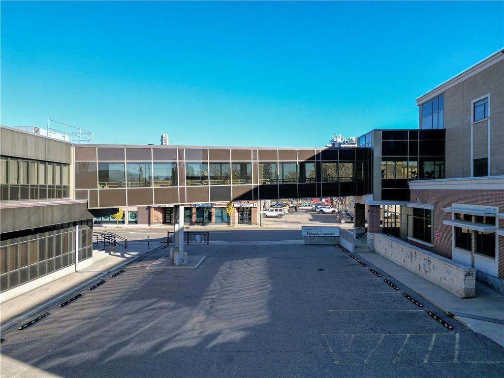 












220 10th Street

,
Brandon,




Manitoba
R7A4E8

