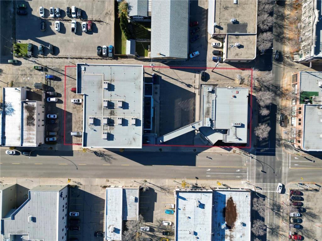 












220 10th Street

,
Brandon,




Manitoba
R7A4E8

