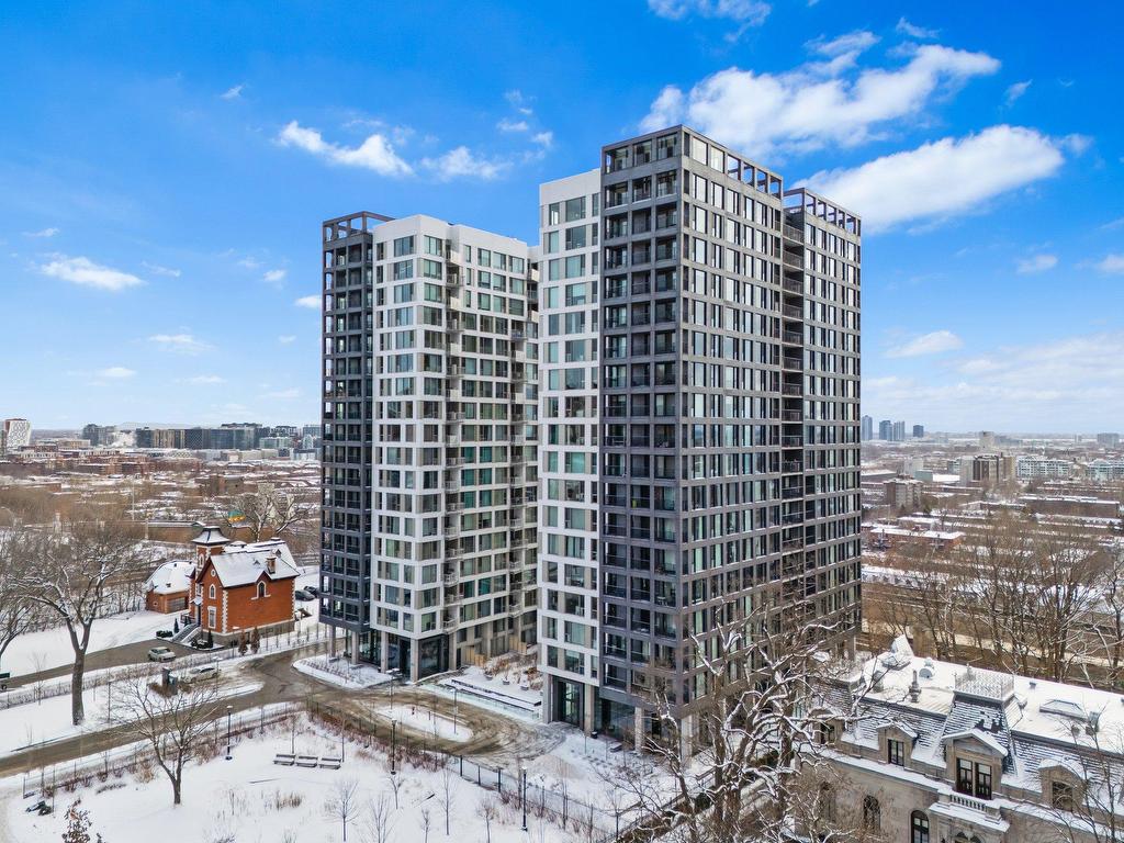 









2020


Boul. René-Lévesque O.

, 1605,
Montréal (Ville-Marie),




QC
H3H0B4

