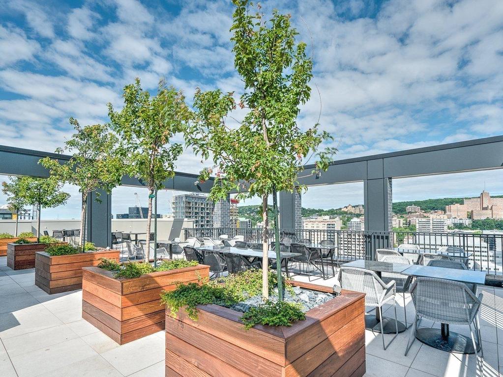









2020


Boul. René-Lévesque O.

, 1605,
Montréal (Ville-Marie),




QC
H3H0B4

