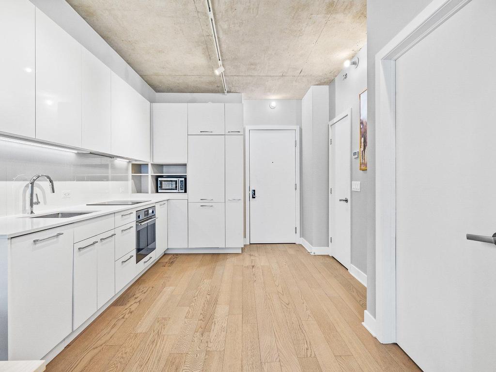 









2020


Boul. René-Lévesque O.

, 1605,
Montréal (Ville-Marie),




QC
H3H0B4

